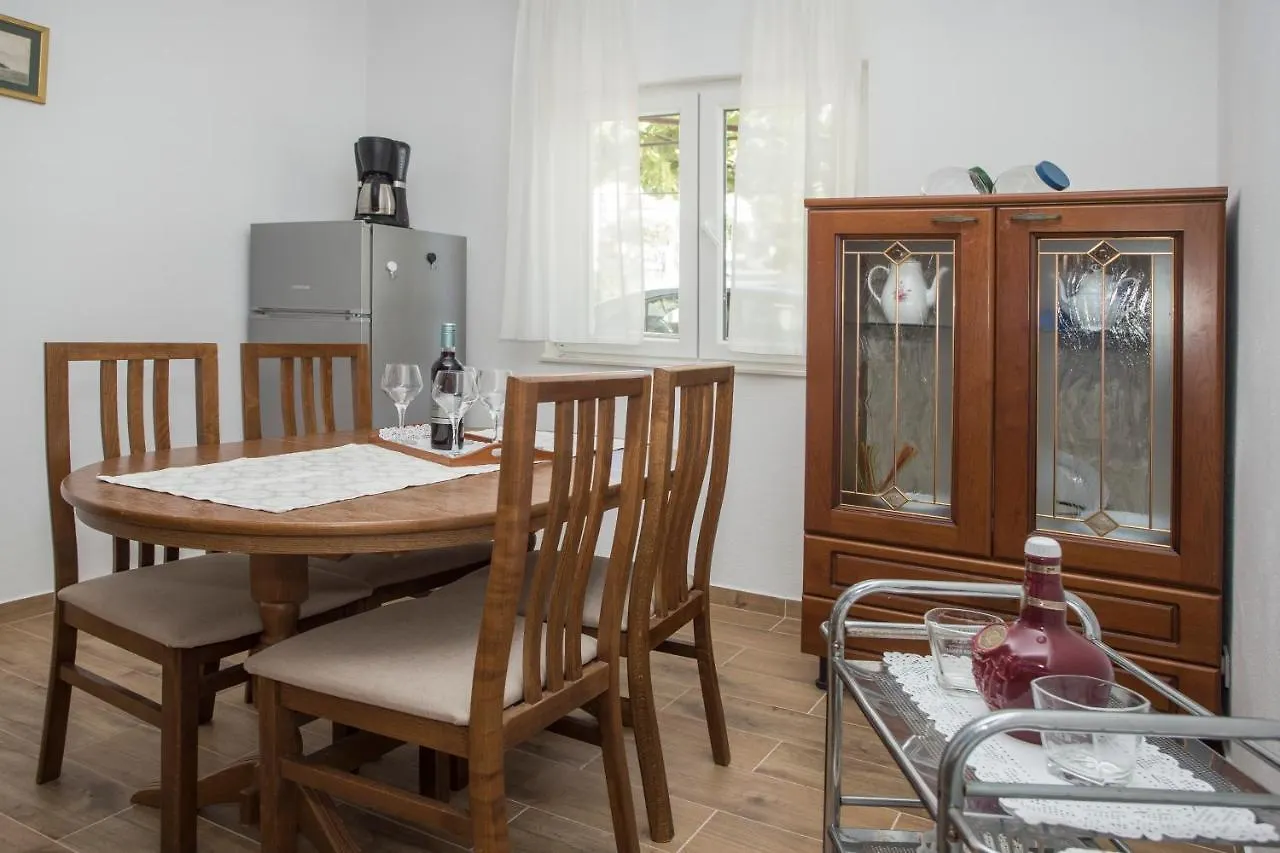 Situs Katarina Appartement Trogir